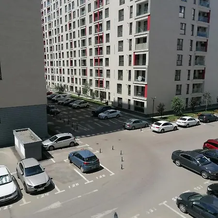 Baba Afiti Mall Plaza * Bucarest