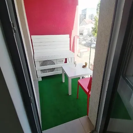 Baba Afiti Mall Plaza * Βουκουρέστι