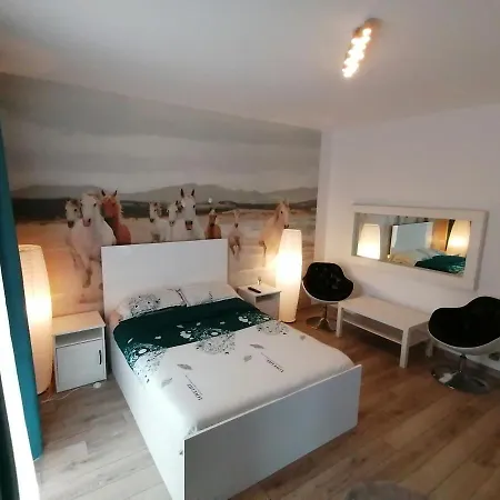 Baba Afiti Mall Plaza