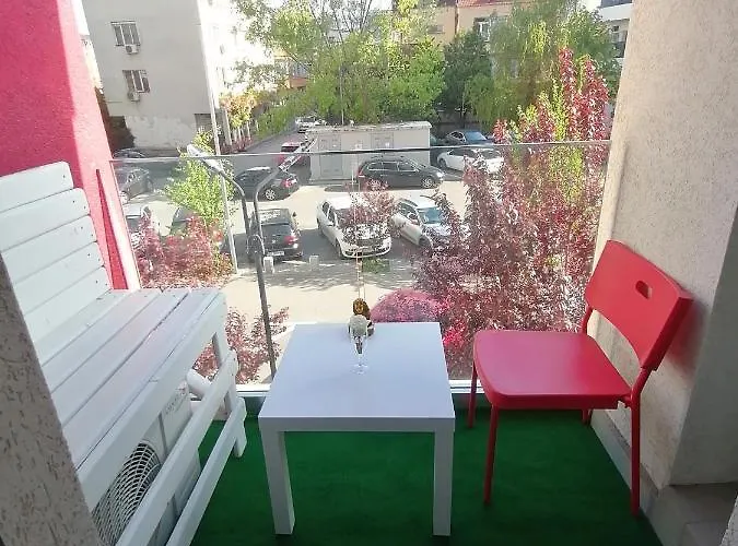 Baba Afiti Mall Plaza